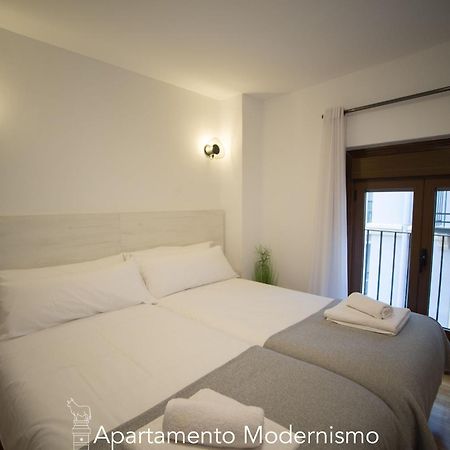 Apartamentos Plaza Del Torico Теруель Екстер'єр фото