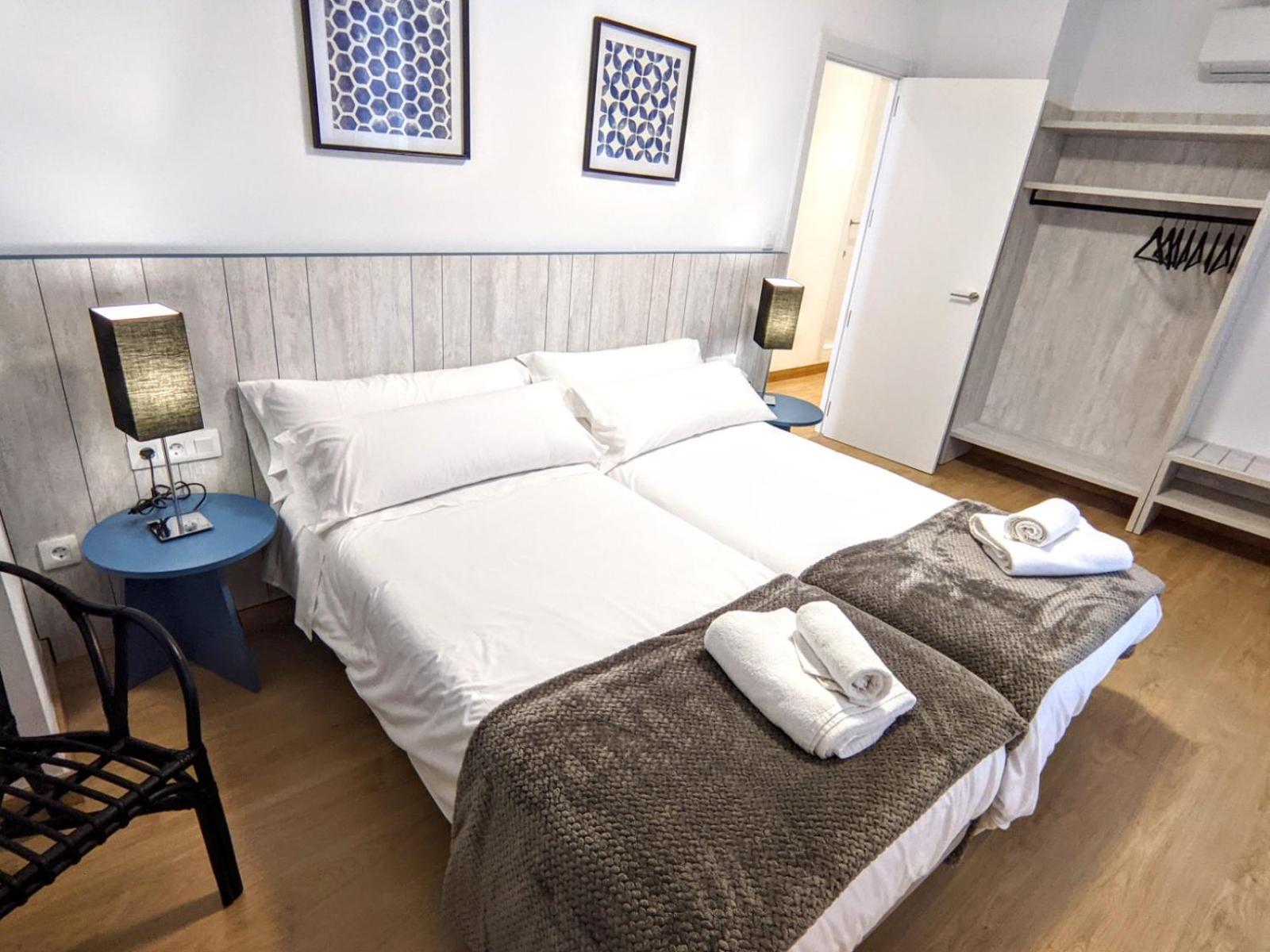 Apartamentos Plaza Del Torico Теруель Екстер'єр фото