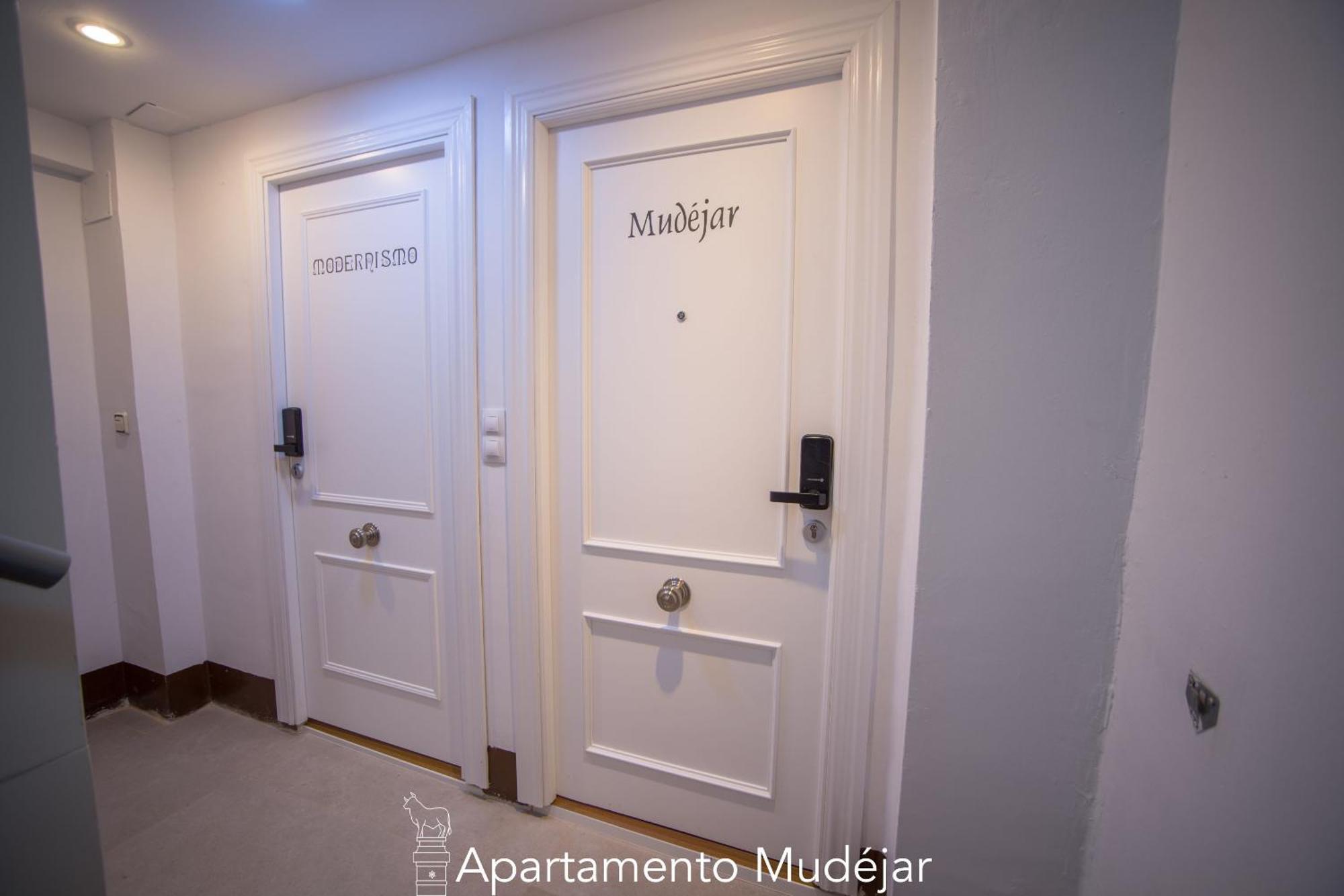 Apartamentos Plaza Del Torico Теруель Номер фото