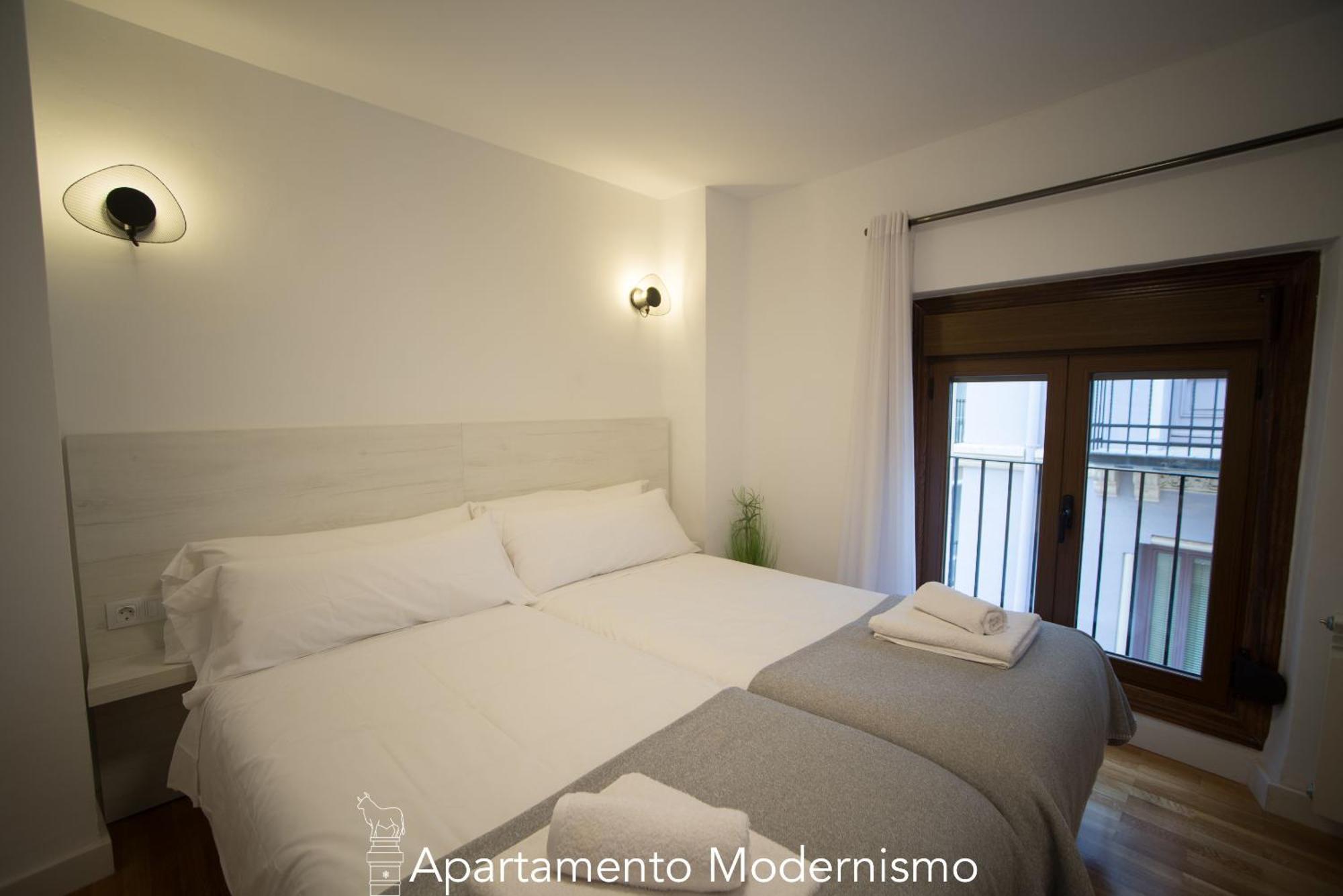 Apartamentos Plaza Del Torico Теруель Екстер'єр фото